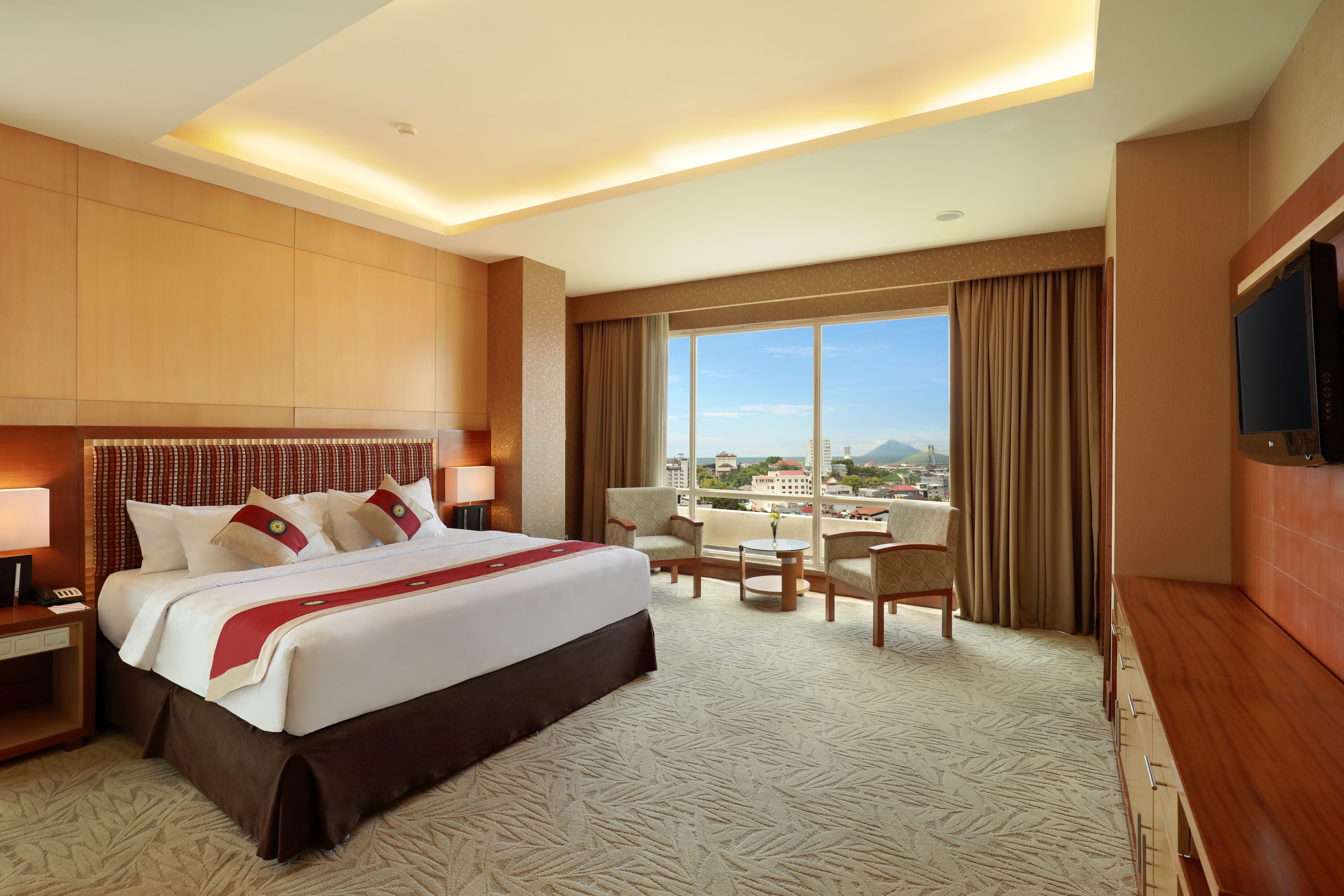 สวิส เบลโฮเต็ล มาเลียวซาน มานาโด Hotel ภายนอก รูปภาพ