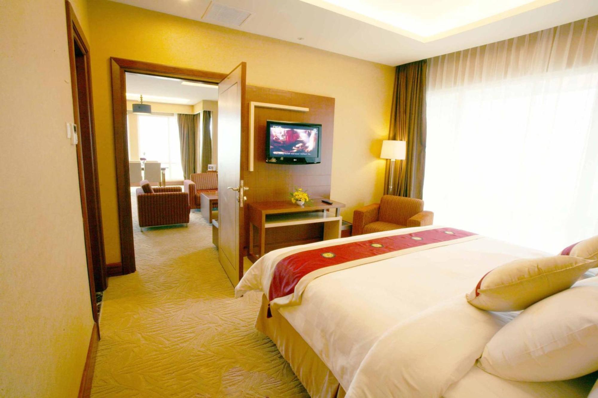 สวิส เบลโฮเต็ล มาเลียวซาน มานาโด Hotel ภายนอก รูปภาพ